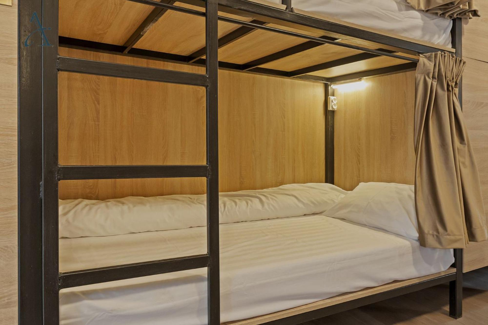 Ramana Garden Hostel - Self-Service Accommodation Bucureşti Eksteriør bilde