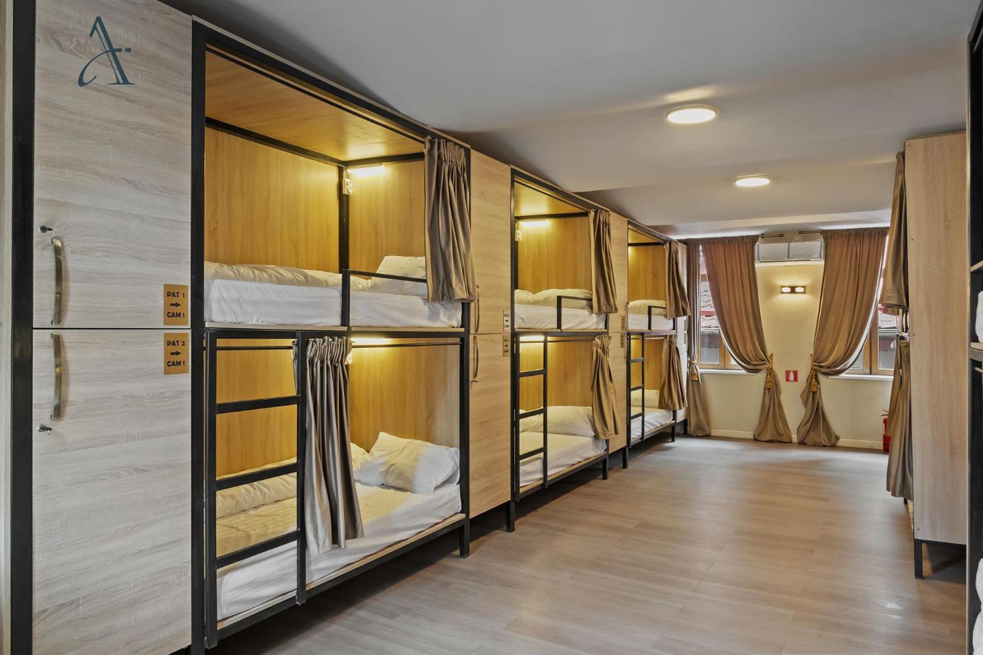 Ramana Garden Hostel - Self-Service Accommodation Bucureşti Eksteriør bilde